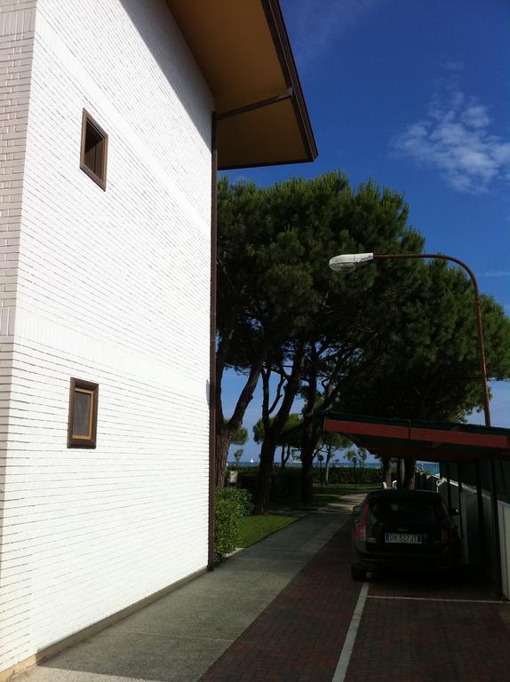 Residence Garden -Walterigato Apartments Solo Per Famiglie Lido di Jesolo Zewnętrze zdjęcie