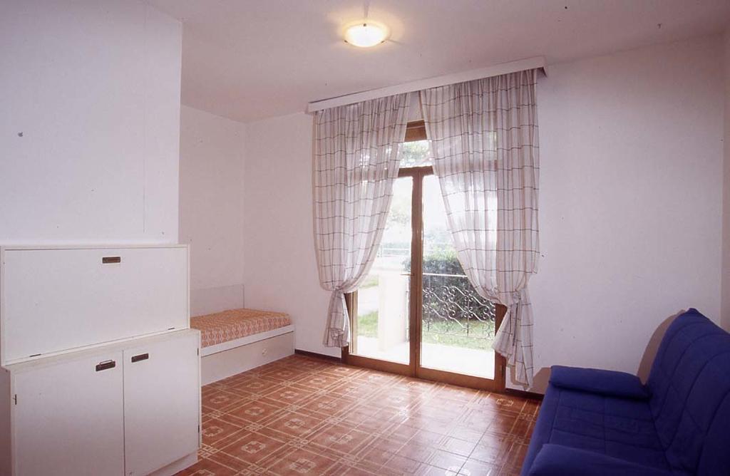 Residence Garden -Walterigato Apartments Solo Per Famiglie Lido di Jesolo Zewnętrze zdjęcie